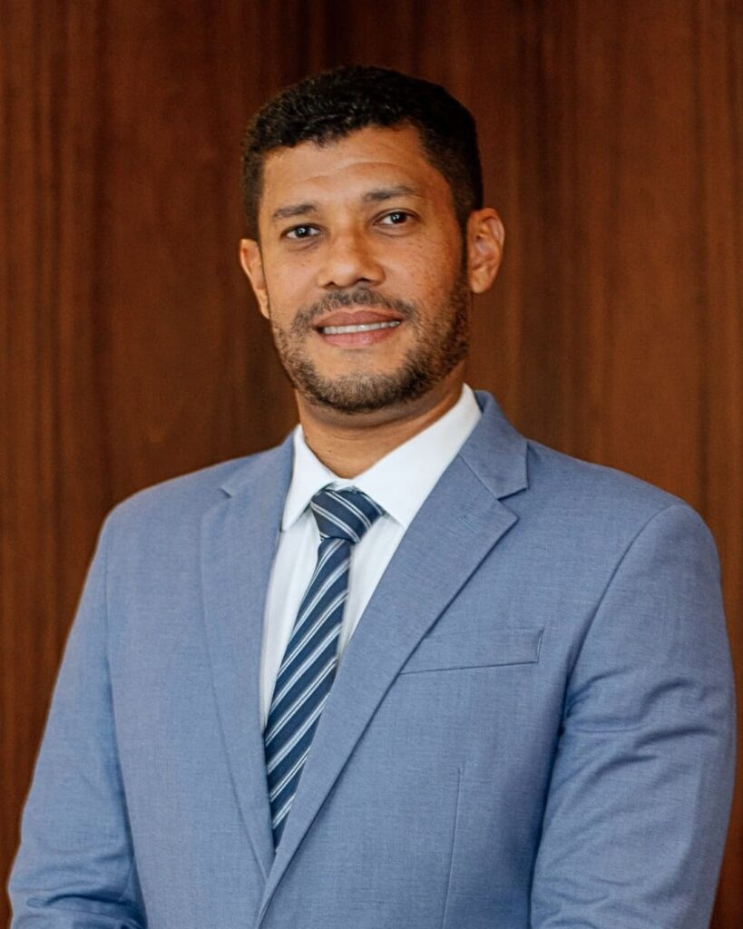 Tainan Bulhões Santana